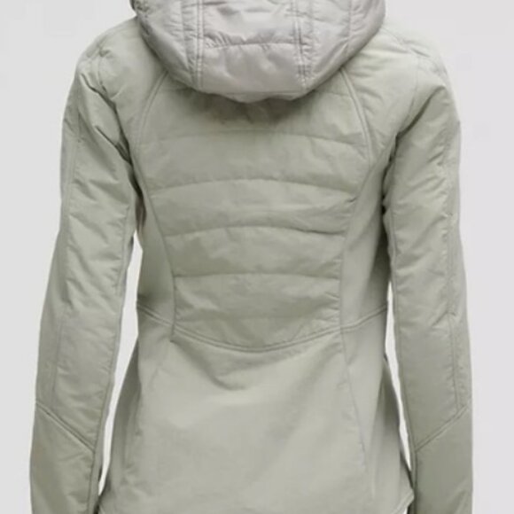 NWT Lululemon Another Mile Jacket Jade Grey - Picture 2 of 4